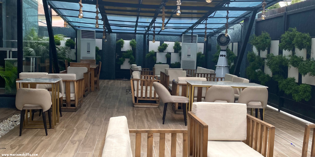 Places in Lagos| Medusa Lounge